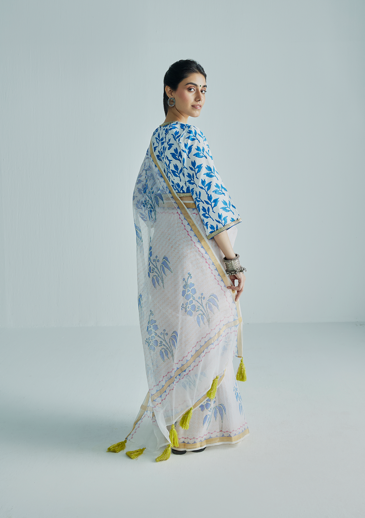 MOR (SAREE)