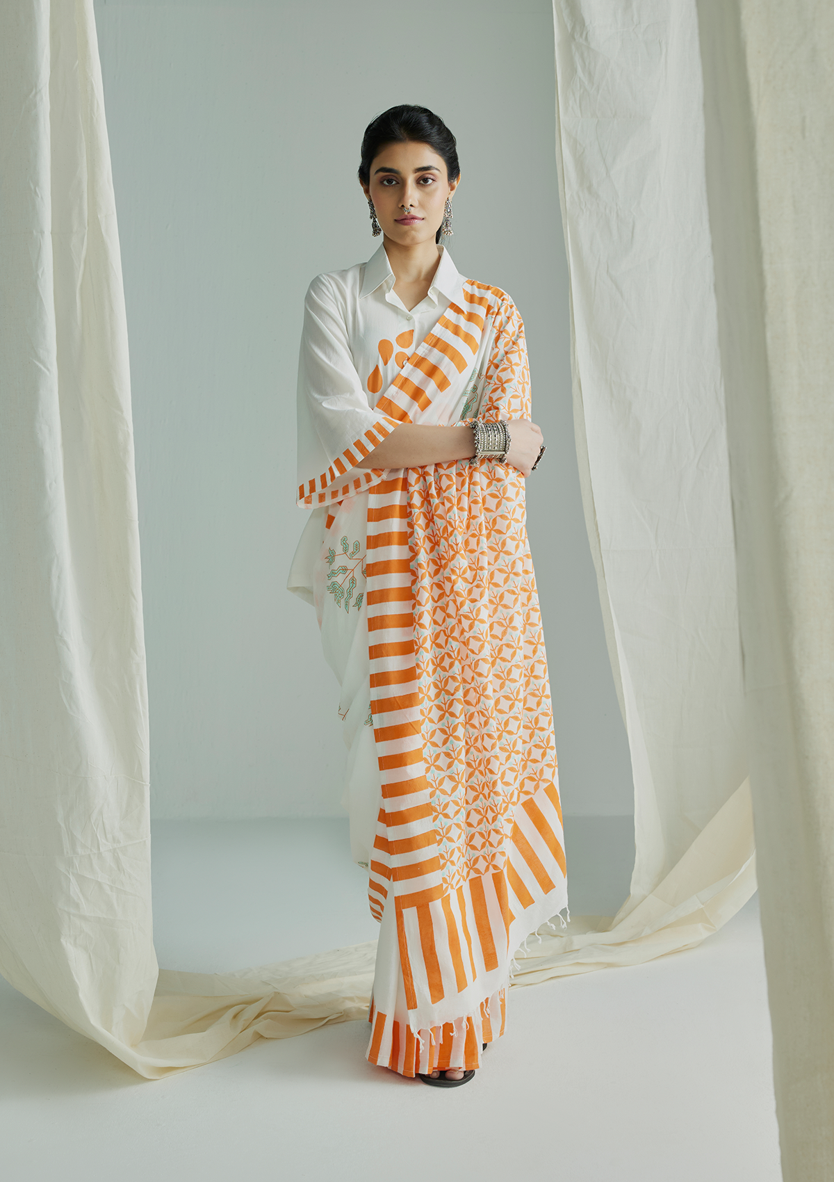PELICAN/ PLAVA (SAREE)