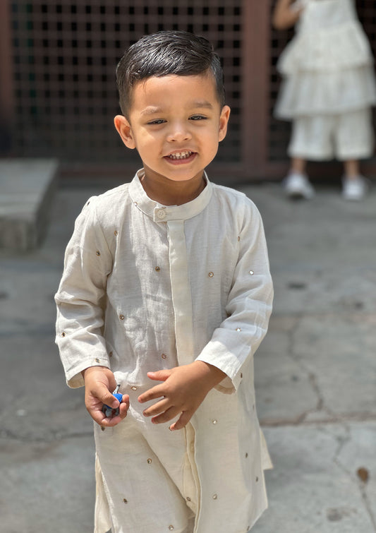 GULBAHAR KURTA SET (BOY)
