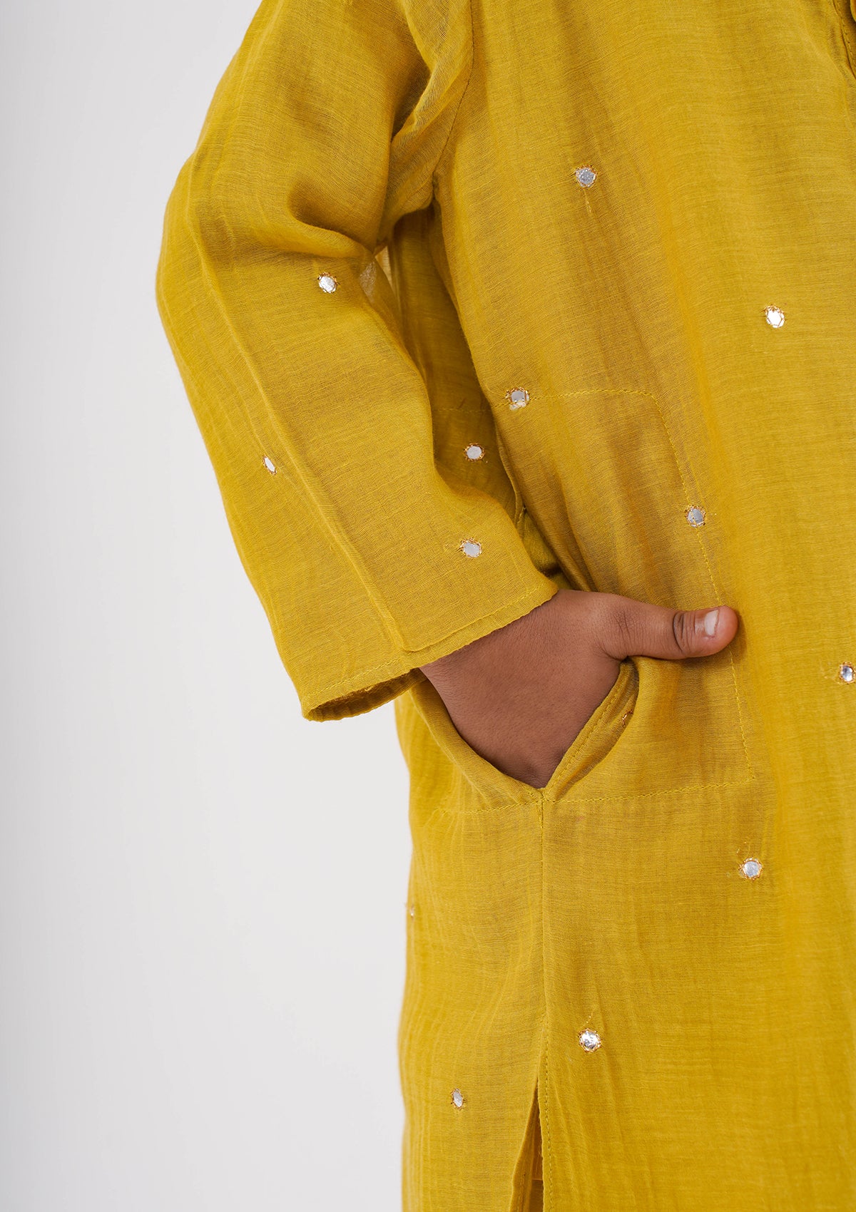 NARGIS KURTA SET (BOY)