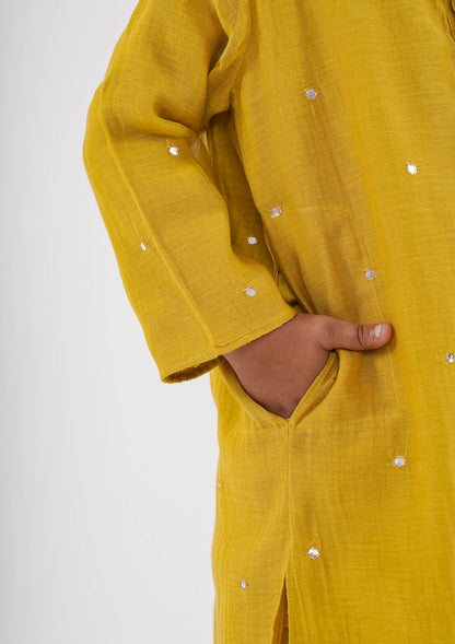NARGIS KURTA SET (BOY)