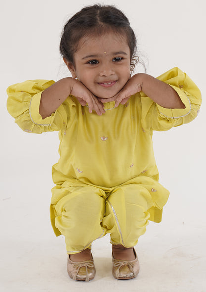 AMALTAS DHOTI SET (GIRL)