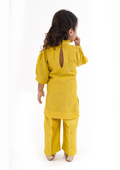 NARGIS KURTA SET (GIRL)