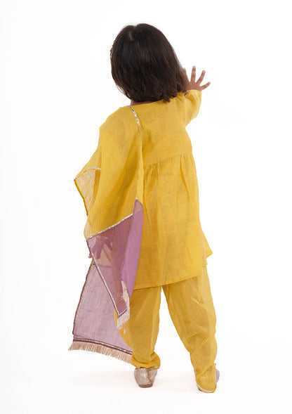 HASYA KURTA SET ( GIRL)