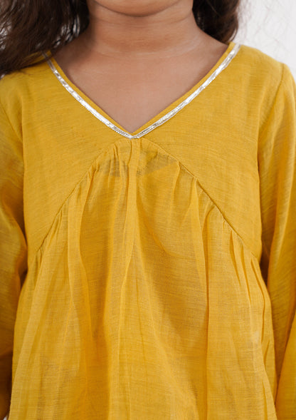 HASYA KURTA SET ( GIRL)