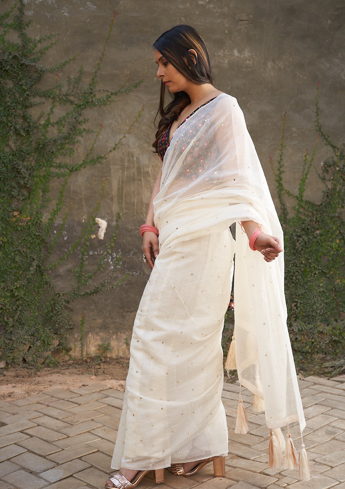 GULBAHAR ( SAREE)